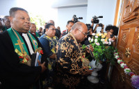 Gubernur Ajak Masyarakat Wujudkan Keharmonisan Antar Umar Beragama